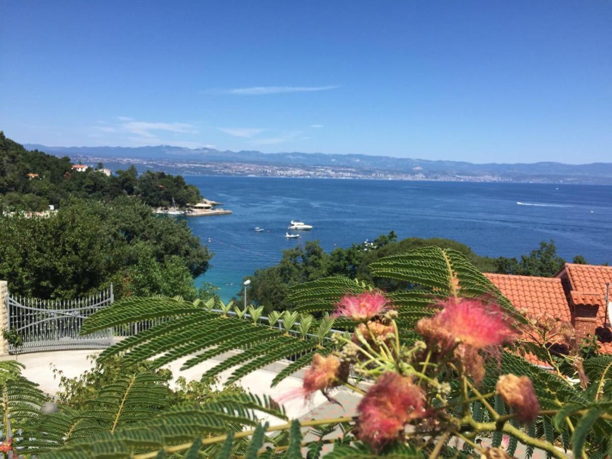 Villa Sabine Apartment Losinj Medveja Kültér fotó