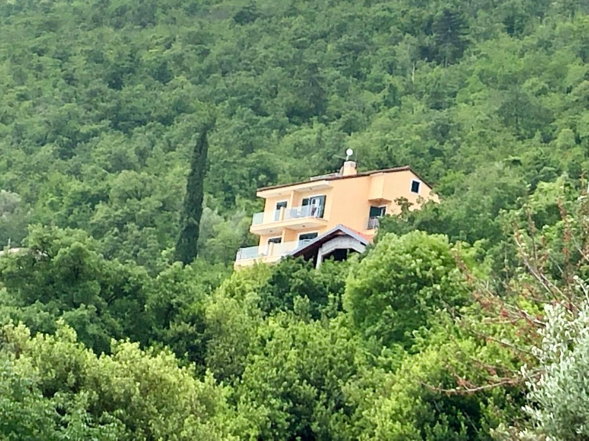 Villa Sabine Apartment Losinj Medveja Kültér fotó