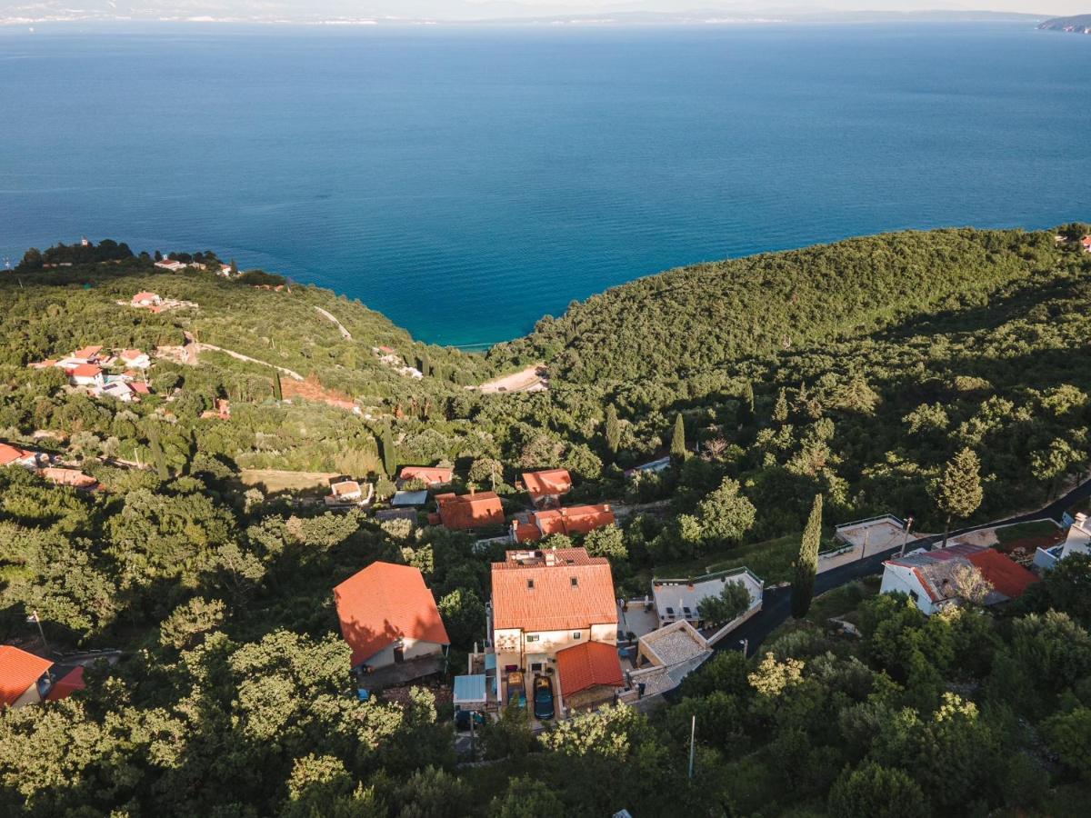 Villa Sabine Apartment Losinj Medveja Kültér fotó