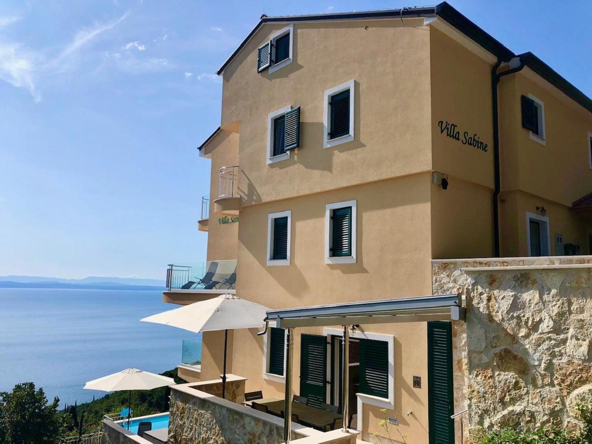 Villa Sabine Apartment Losinj Medveja Kültér fotó